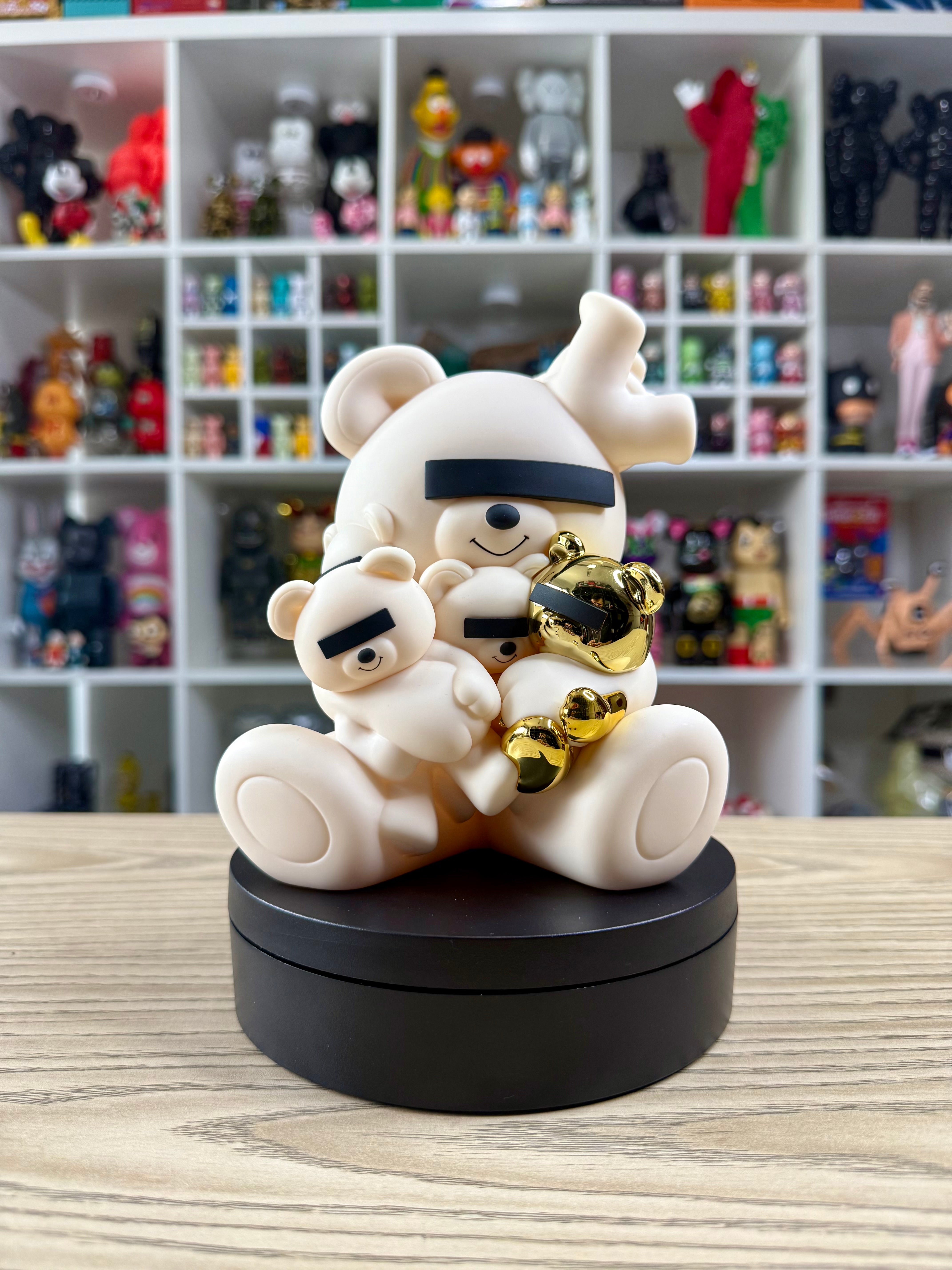 BUGGY BEAR – UNDERCOVER × DENSUKE28 | VCD Medicom Toy (2022)