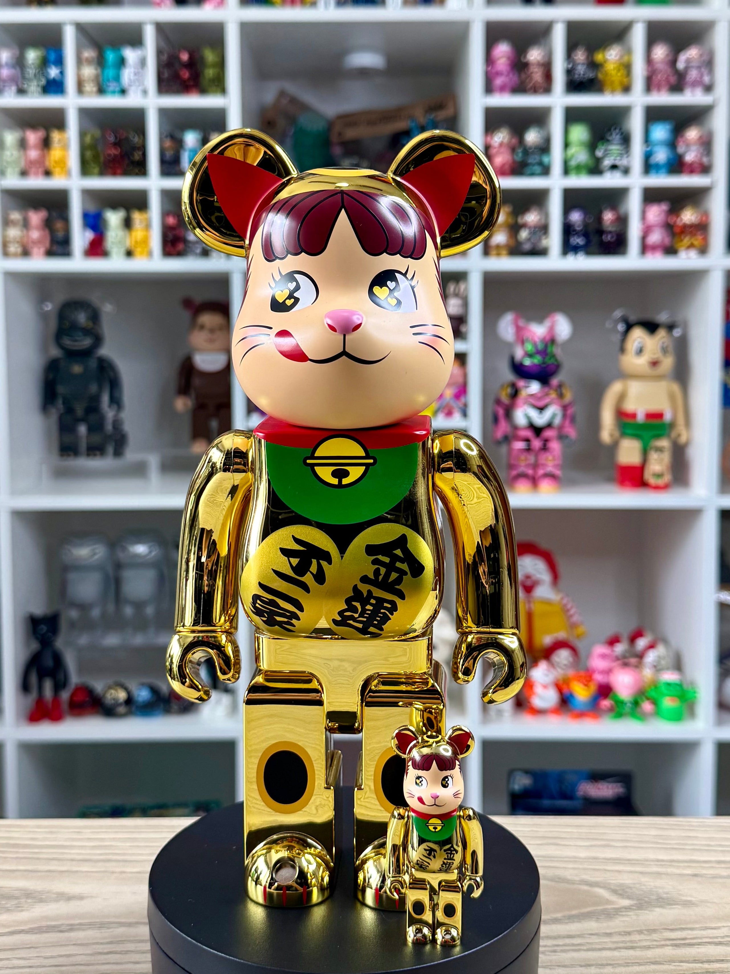 BE@RBRICK Maneki Neko Peko-chan Milky Gold 100% & 400% | Medicom Toy × Fujiya