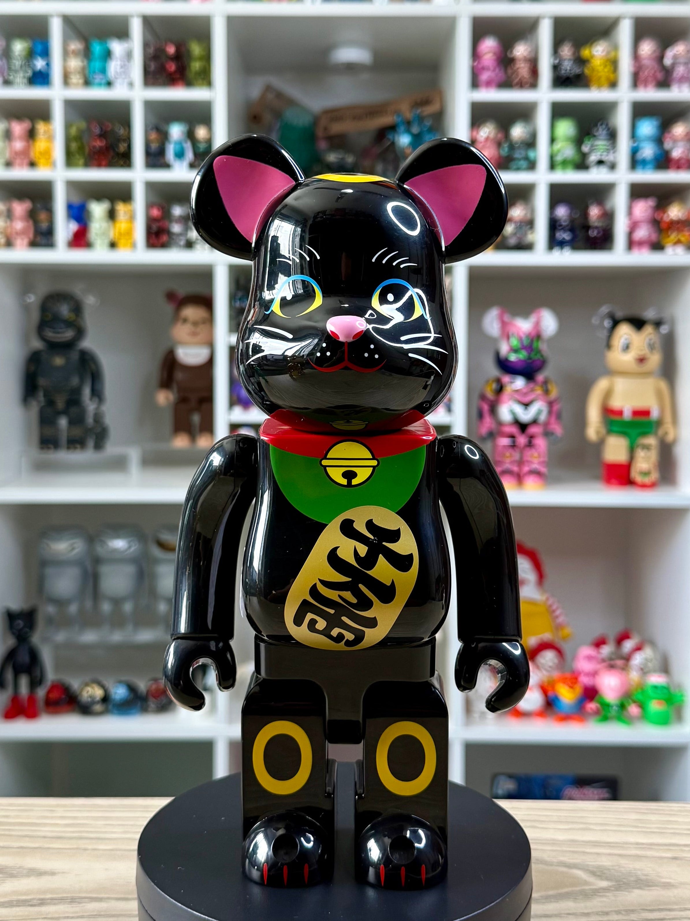 BE@RBRICK Maneki Neko Black 400% | Medicom Toy