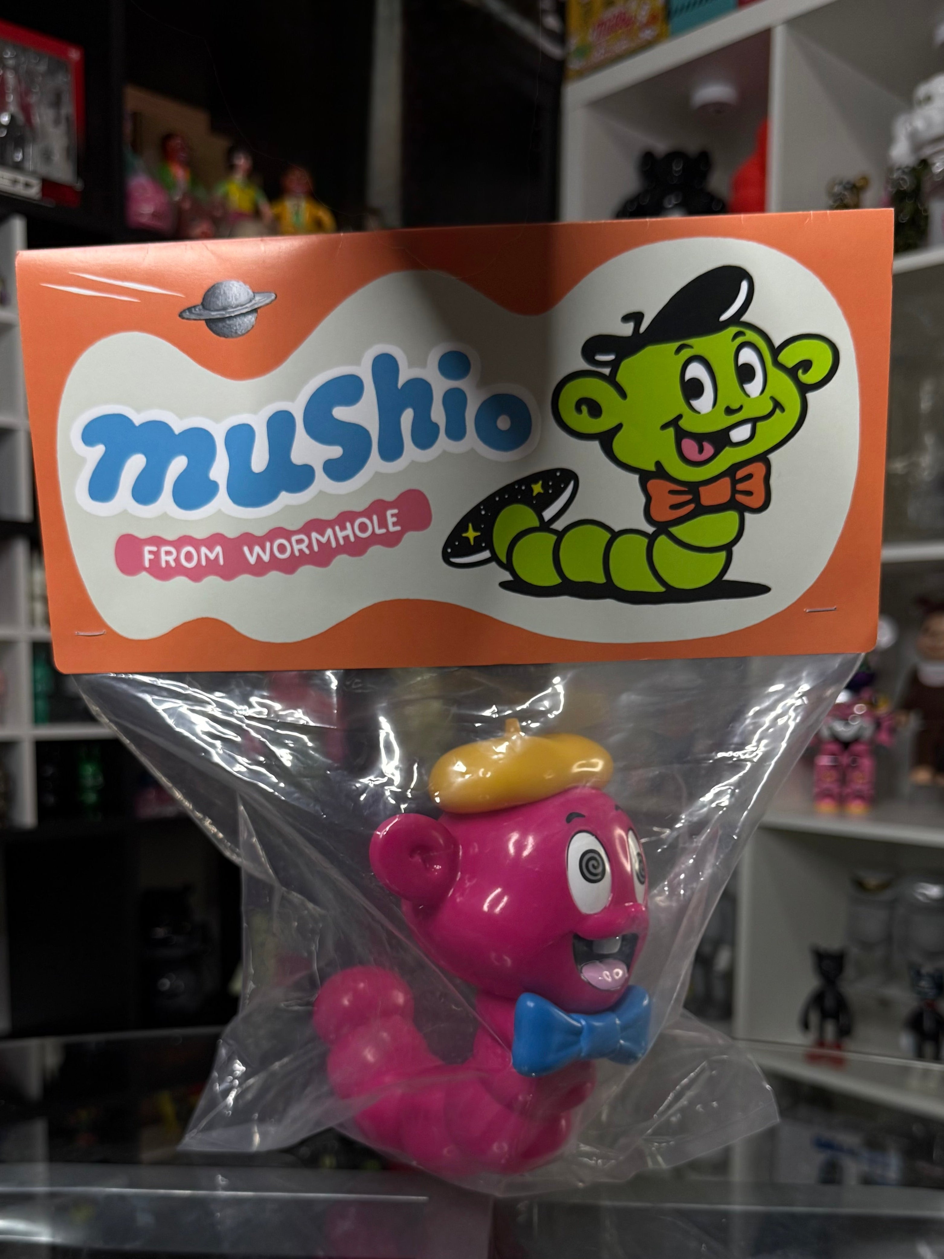 Mushio from Wormhole – Weird Collections × Headlock Studio