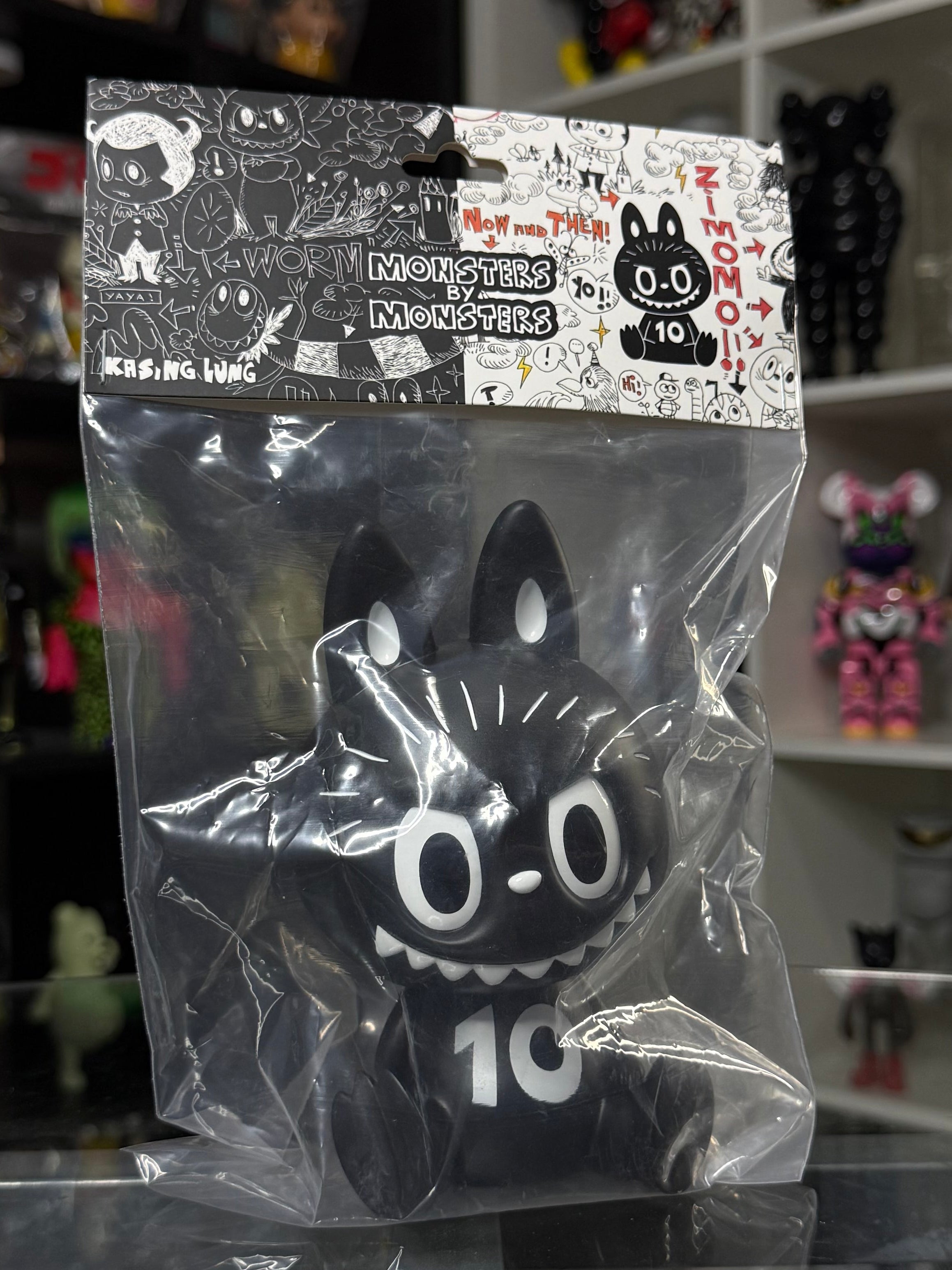 Labubu The Monsters 10th Anniversary Sofubi – Black Version | HOW2WORK