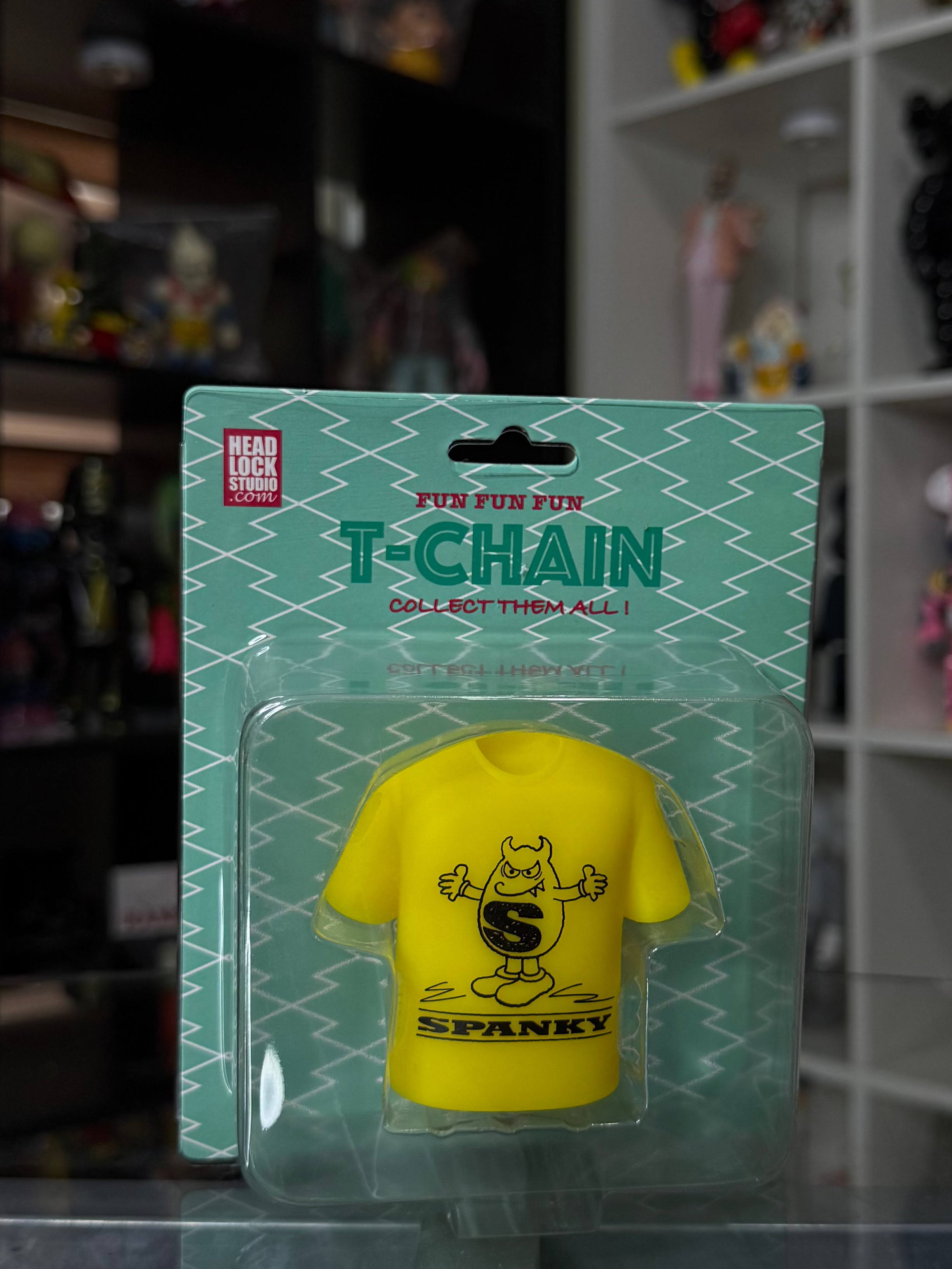 Headlock Studio – T-Chain | Mini Vinyl Keychain (Nagoya, Japan)