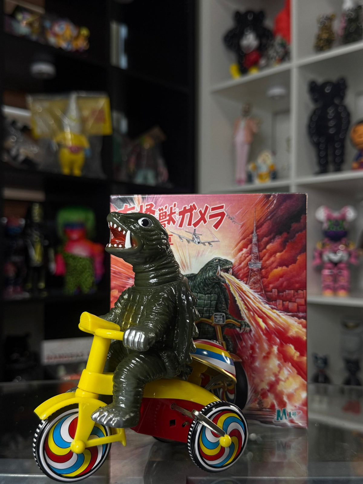 M1号 – Gamera Tricycle (大怪獣ガメラ 三輪車) | Wonder Festival Edition