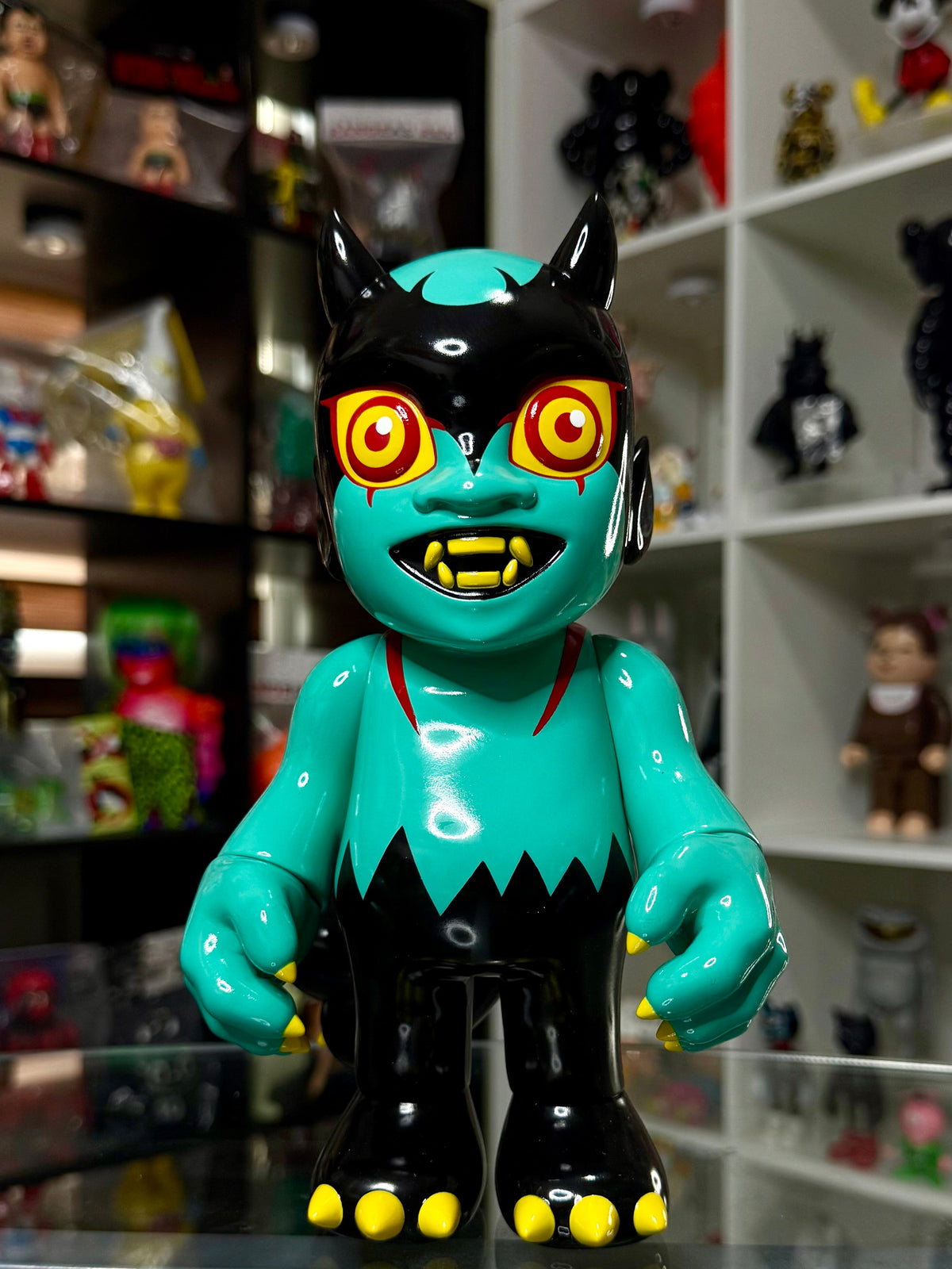 Mutant Vinyl Hardcore × Unbox Industries – Neo-Lash Devilman | Soft Vinyl 24 cm