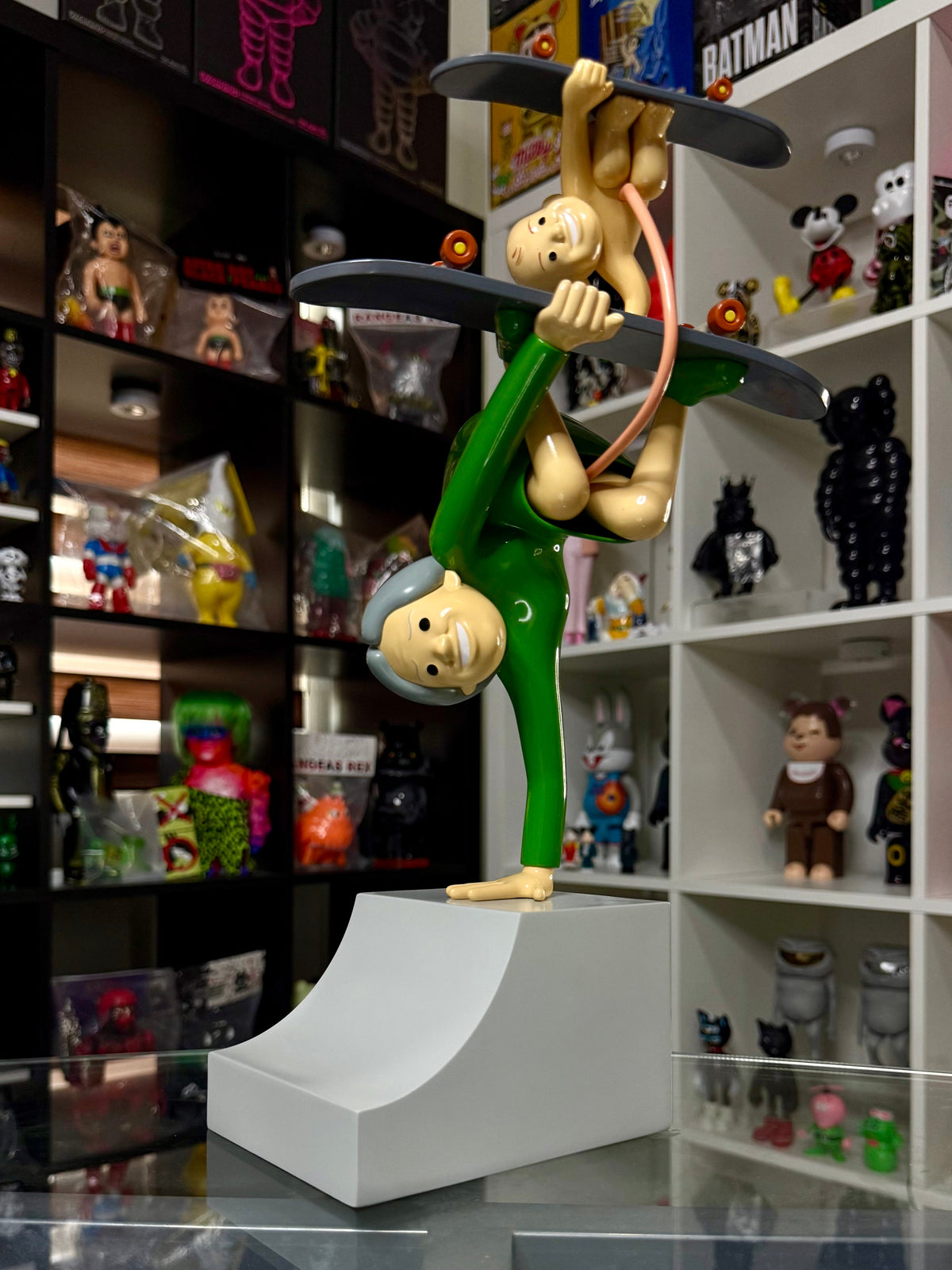 Joan Cornellà × AllRightsReserved – Double Handstand (Green) | Vinyl 34.5 cm