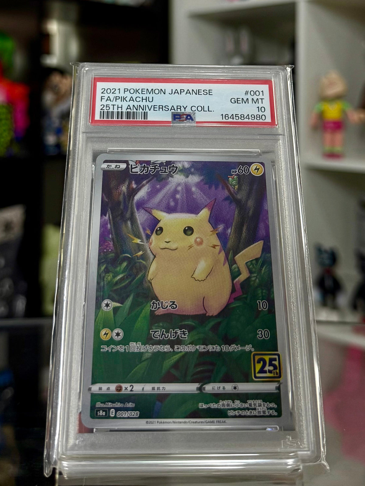 Pokémon – Pikachu Full Art #001/028 | PSA 10 GEM MINT • 25th Anniversary Collection (Japonés, 2021)