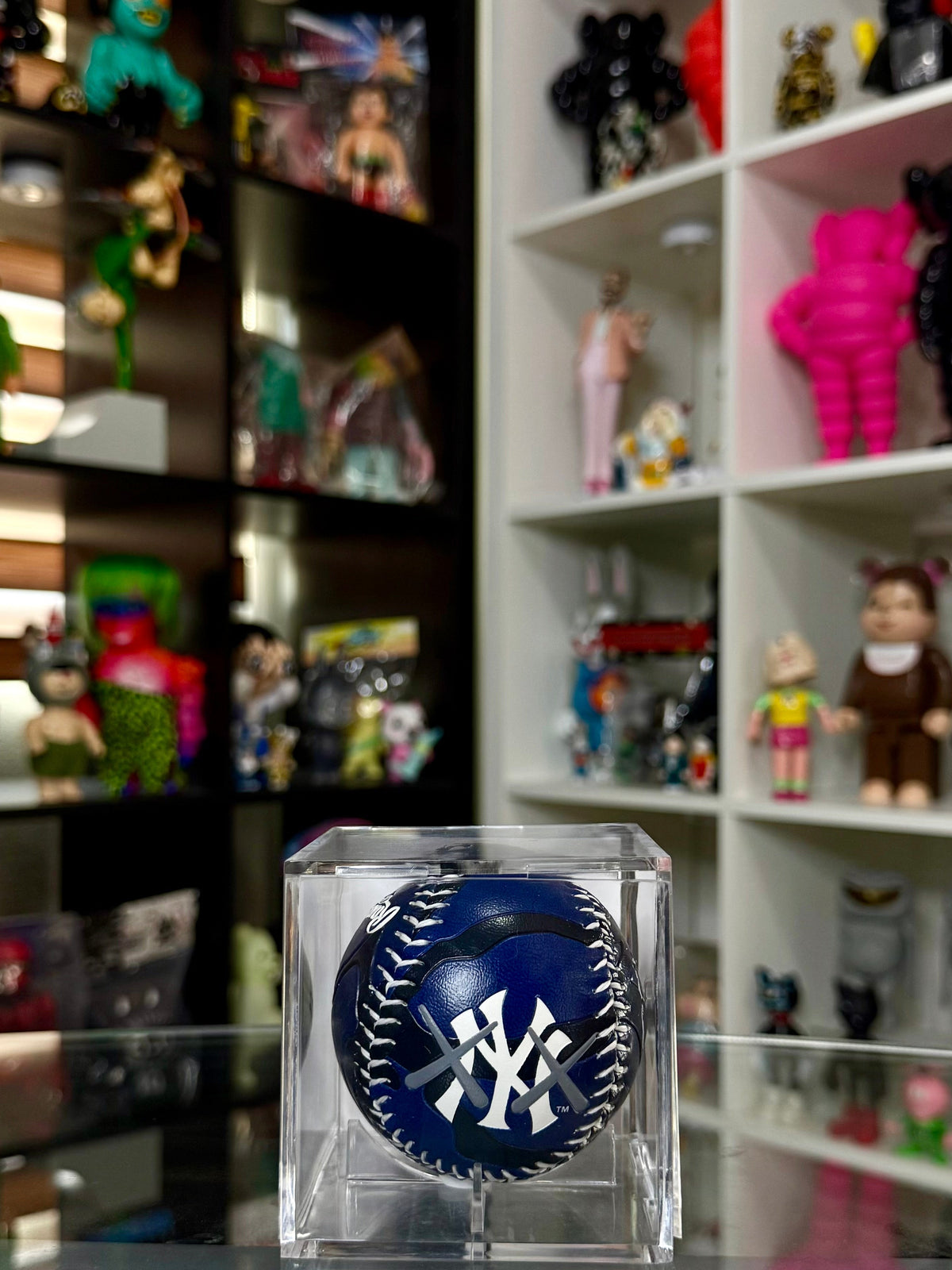 KAWS × MLB × Rawlings – New York Yankees Baseball | Fanatics Fest NYC 2026 ⚾